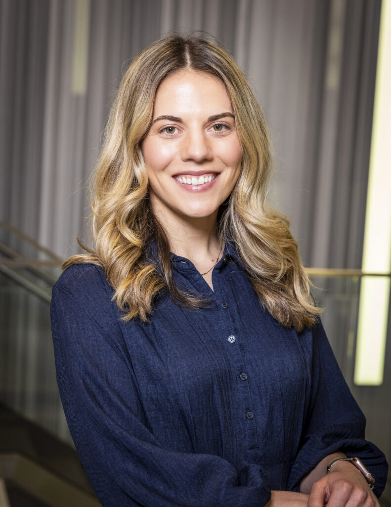 Jennifer Kale headshot
